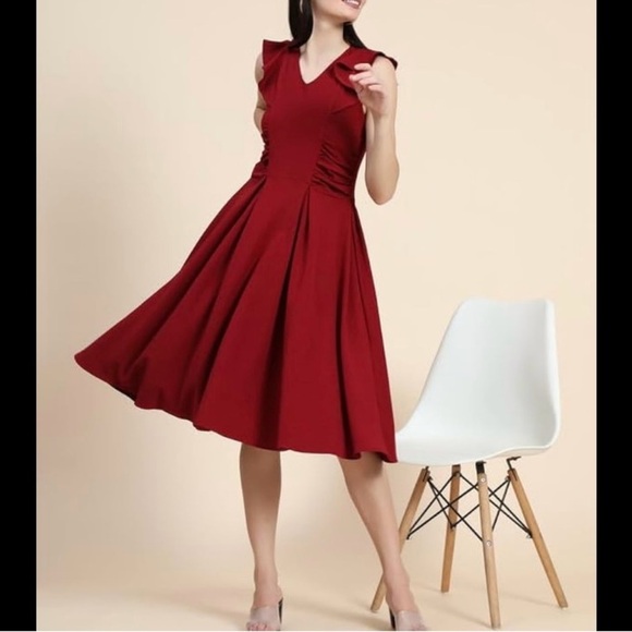 Gianni Bini Red Pleated Midi Dress with Flutter Sleeves - Picture 1 of 16